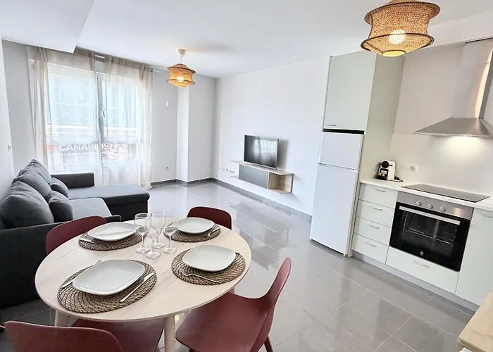 Dragos 108 * Arrecife (Lanzarote)